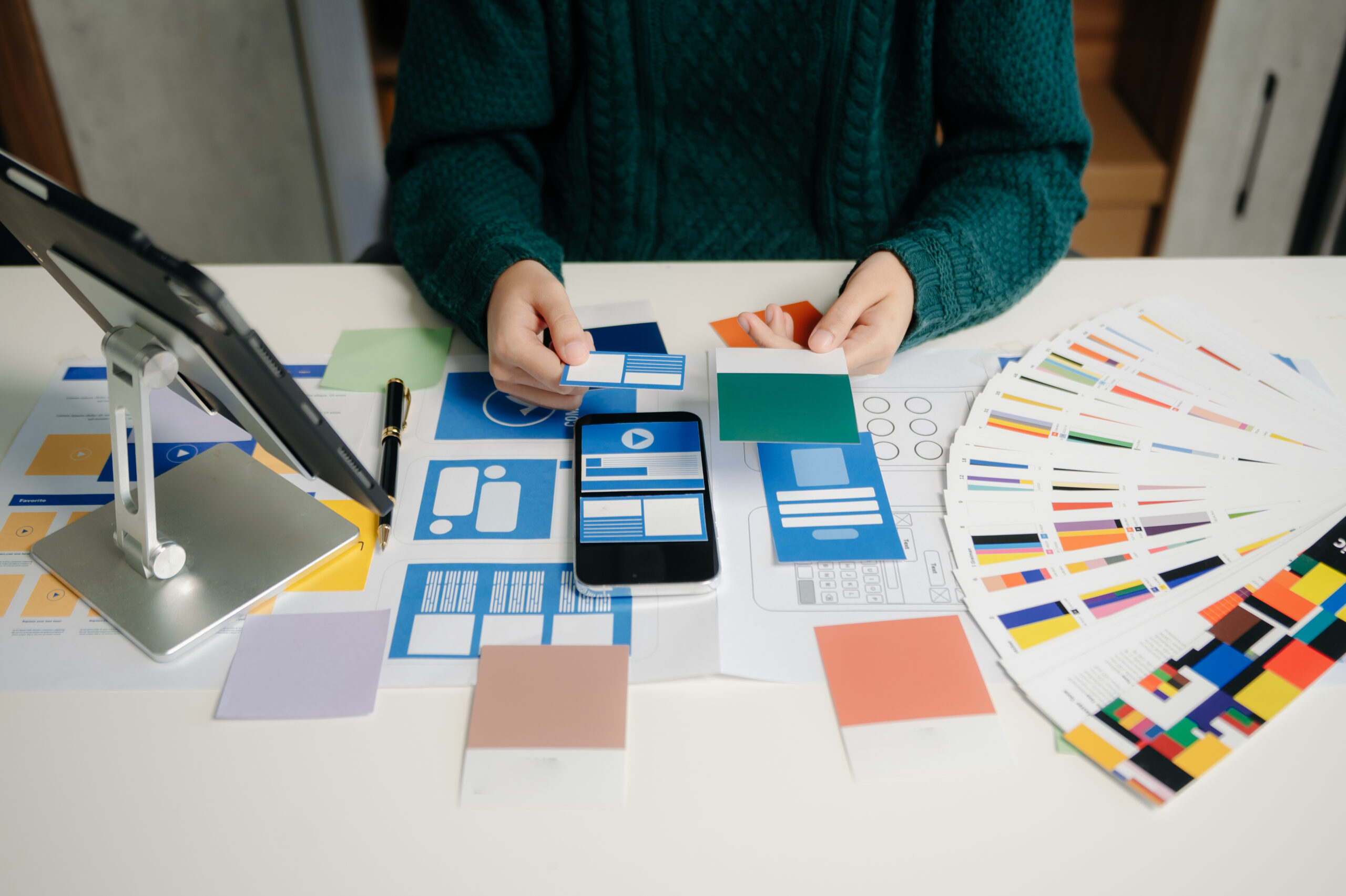 UX graphic designer planning application process development pro UX graphic designer planning application process development prototype wireframe for web smart phone. Creative digital development agency.